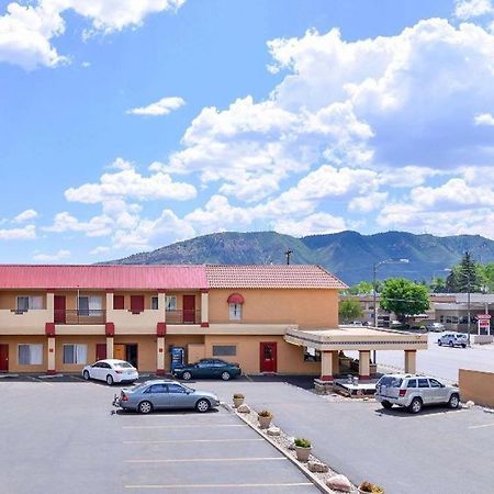 Econo Lodge Inn & Suites Durango Eksteriør billede