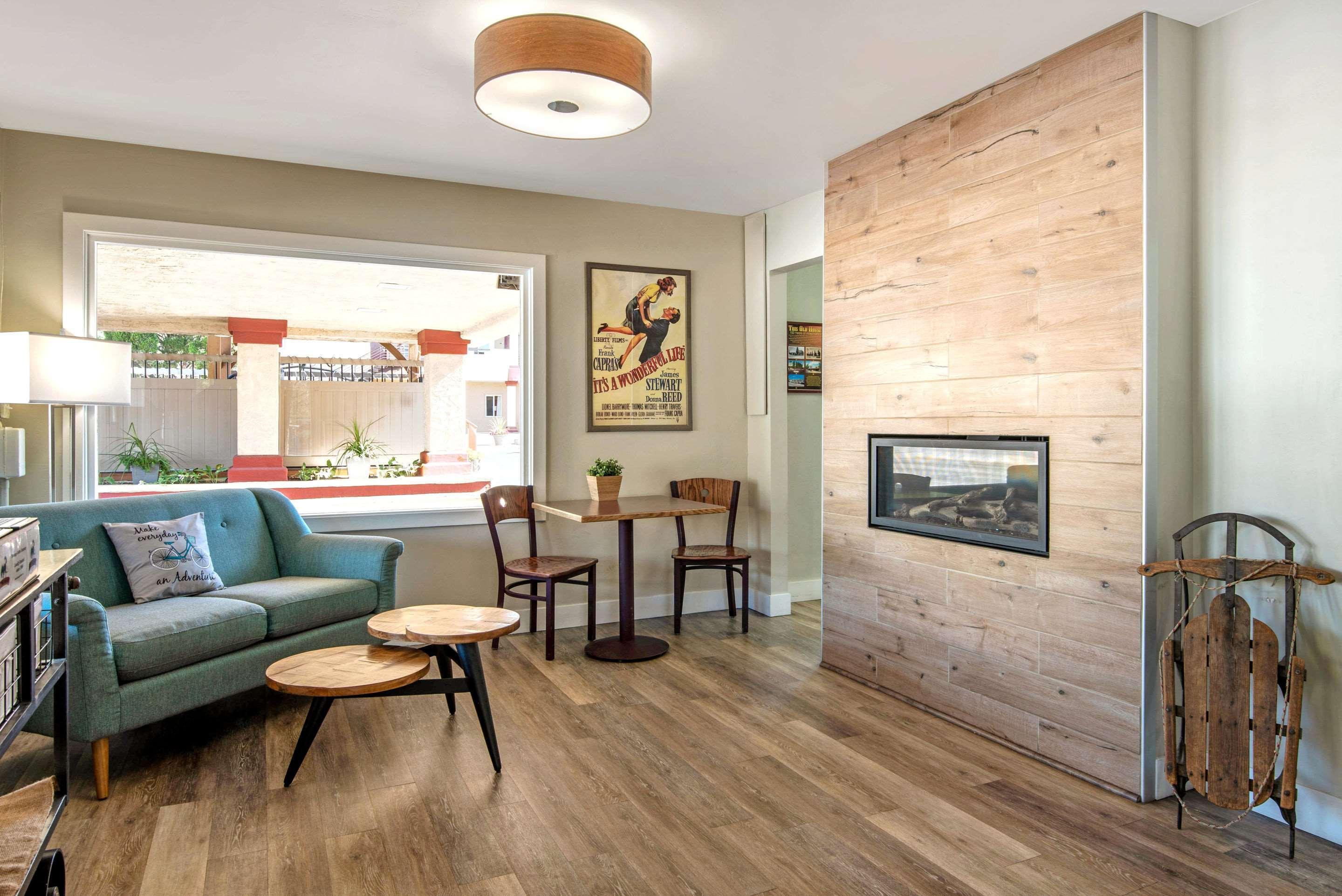 Econo Lodge Inn & Suites Durango Eksteriør billede