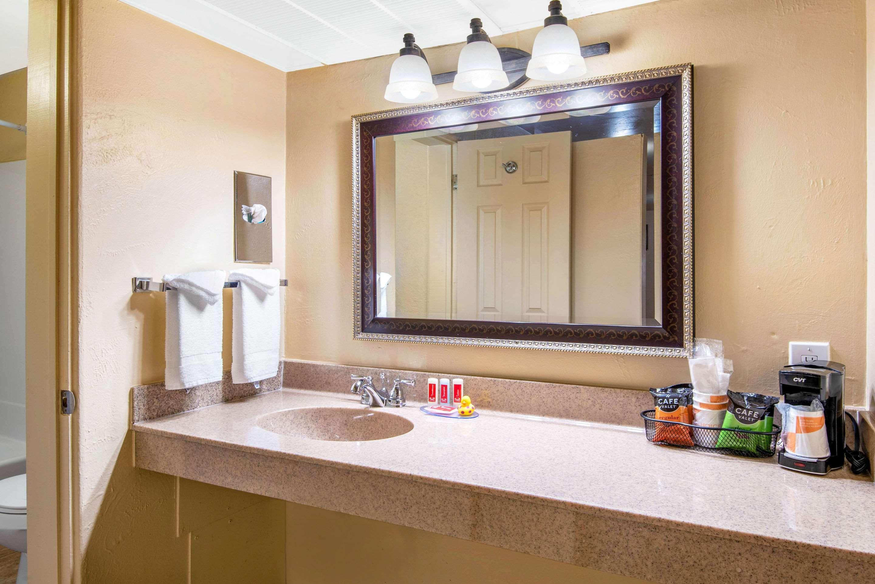 Econo Lodge Inn & Suites Durango Eksteriør billede