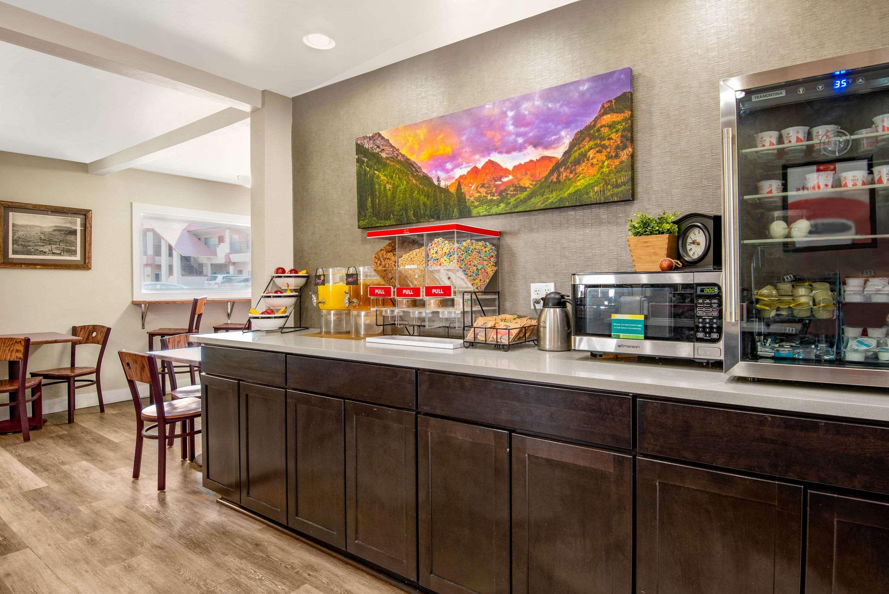Econo Lodge Inn & Suites Durango Eksteriør billede