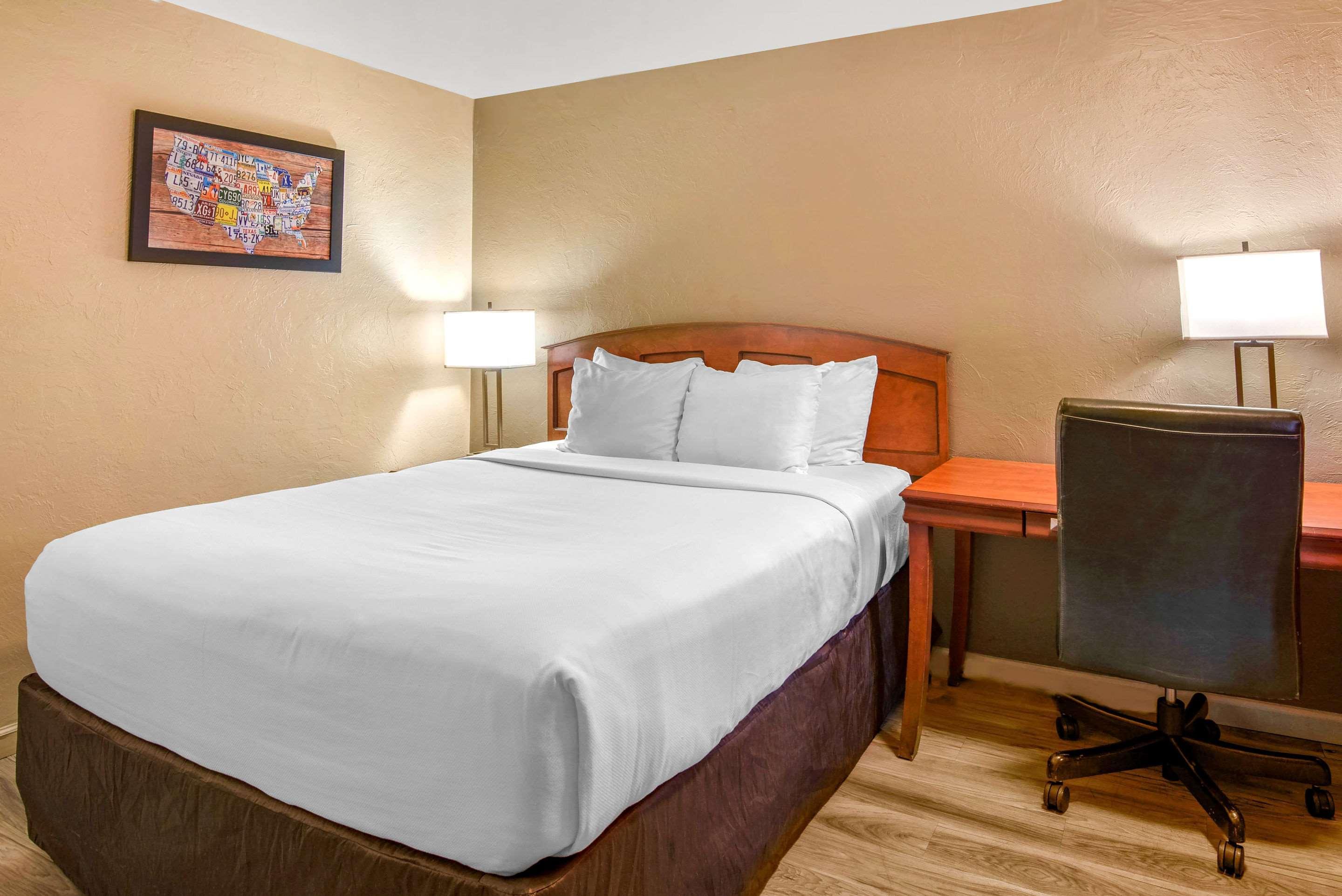 Econo Lodge Inn & Suites Durango Eksteriør billede
