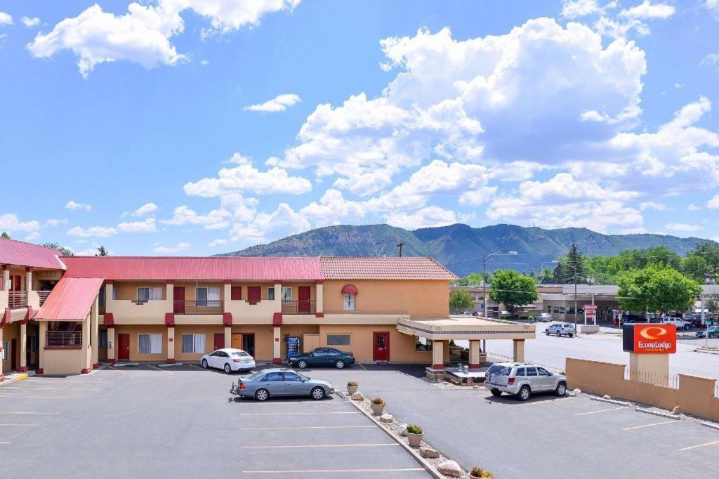 Econo Lodge Inn & Suites Durango Eksteriør billede