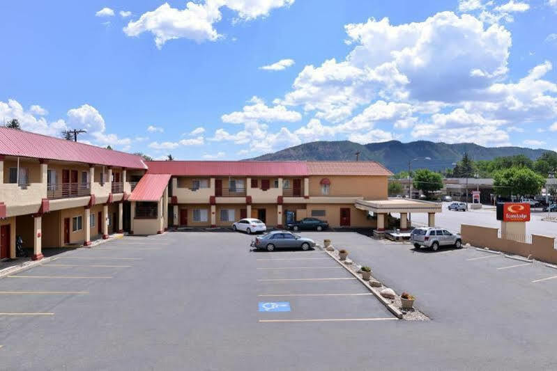 Econo Lodge Inn & Suites Durango Eksteriør billede